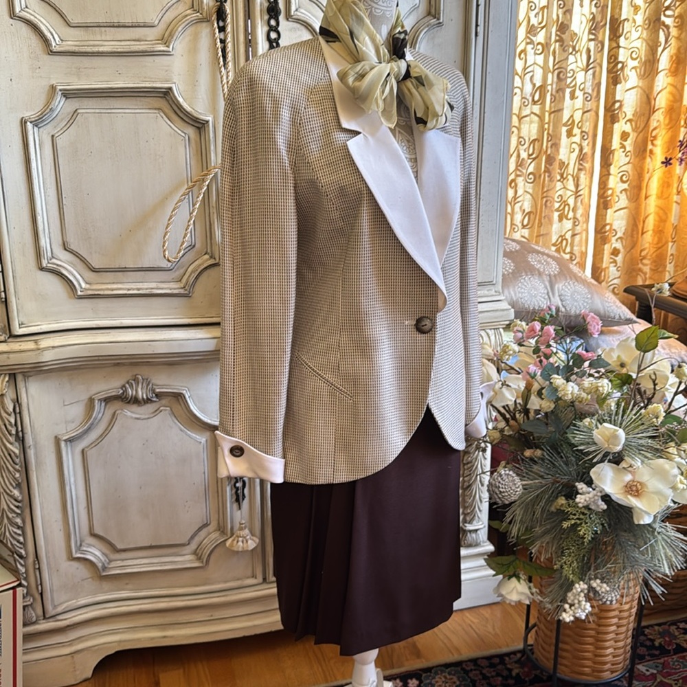 Christian Dior Designer Jacket & Matching Silk Skirt VINTAGE SZ 14 (8) Like New - Picture 3 of 12